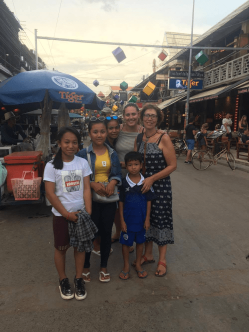 E2432DD1-F4D8-42DB-B547-02150A53C1CE